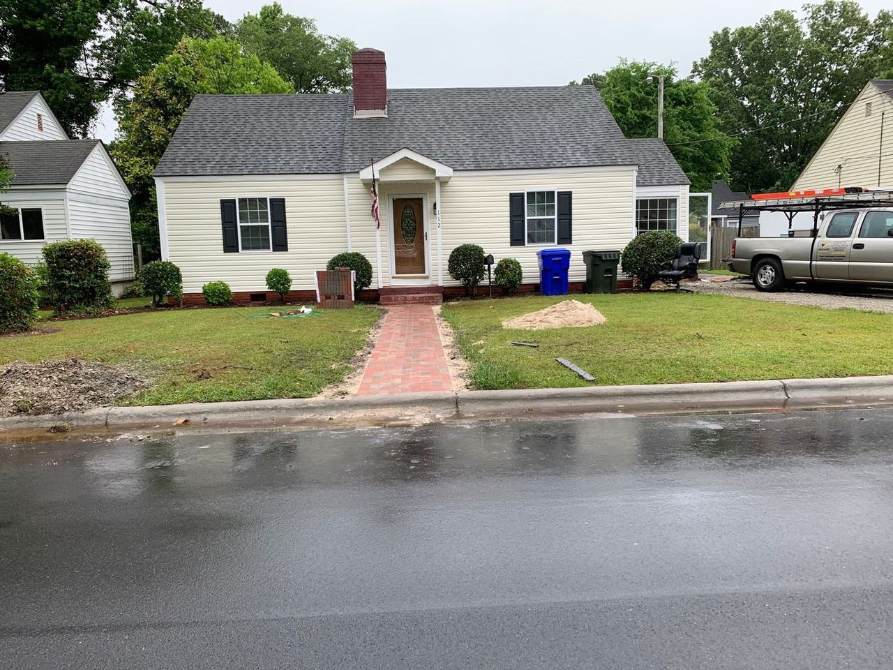 112 N Library St - Photo 3 of 35