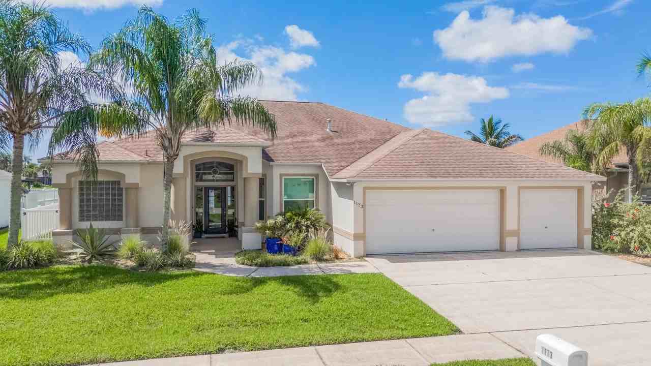 1173 Old Millpond Rd - Photo 2 of 24