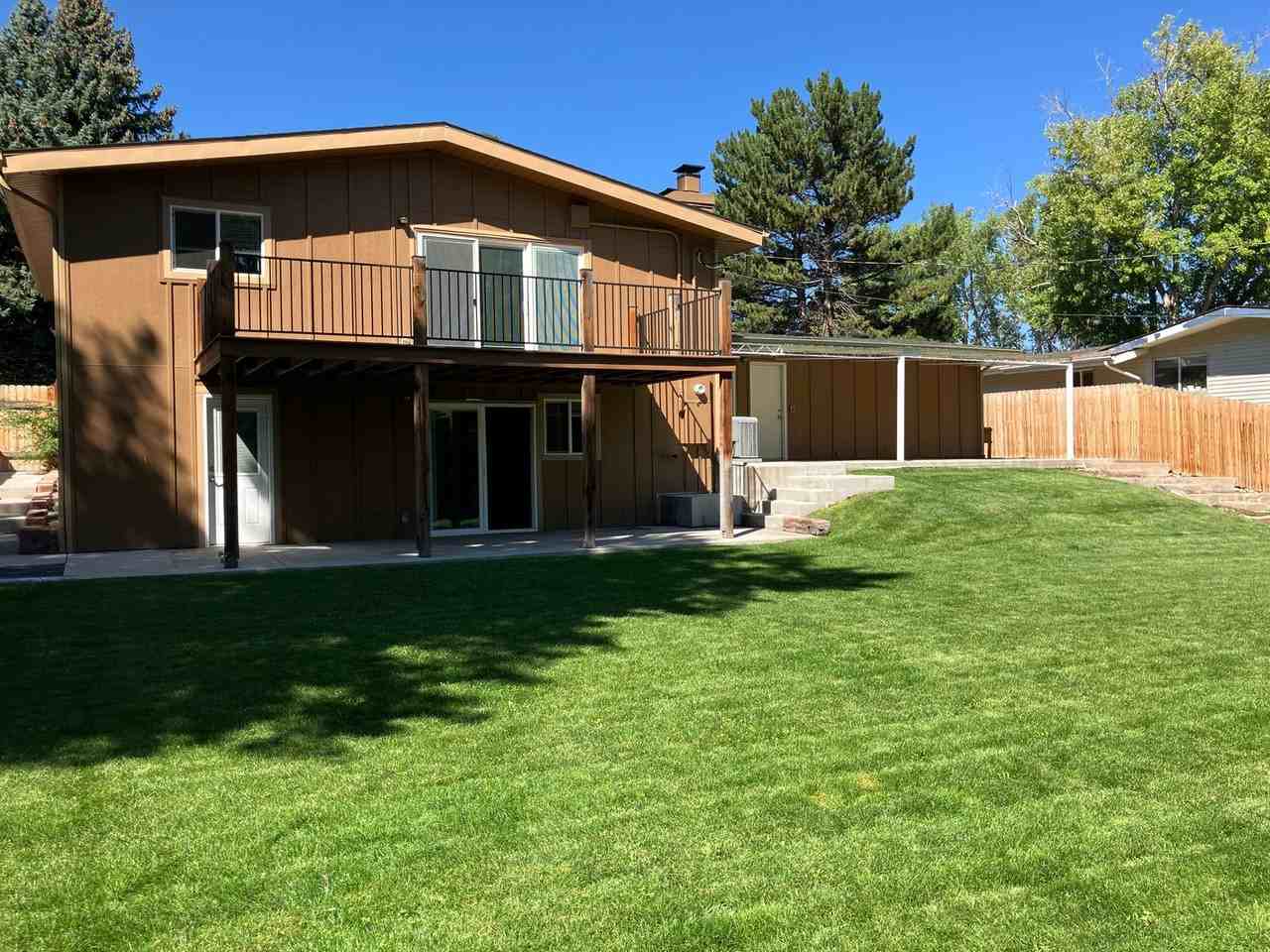 3692 Wright St - Photo 2 of 27