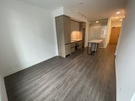 8 Beverley Glen Blvd - Photo 1 of 1