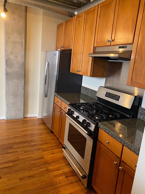 7219 Starboard Dr - Photo 2 of 3