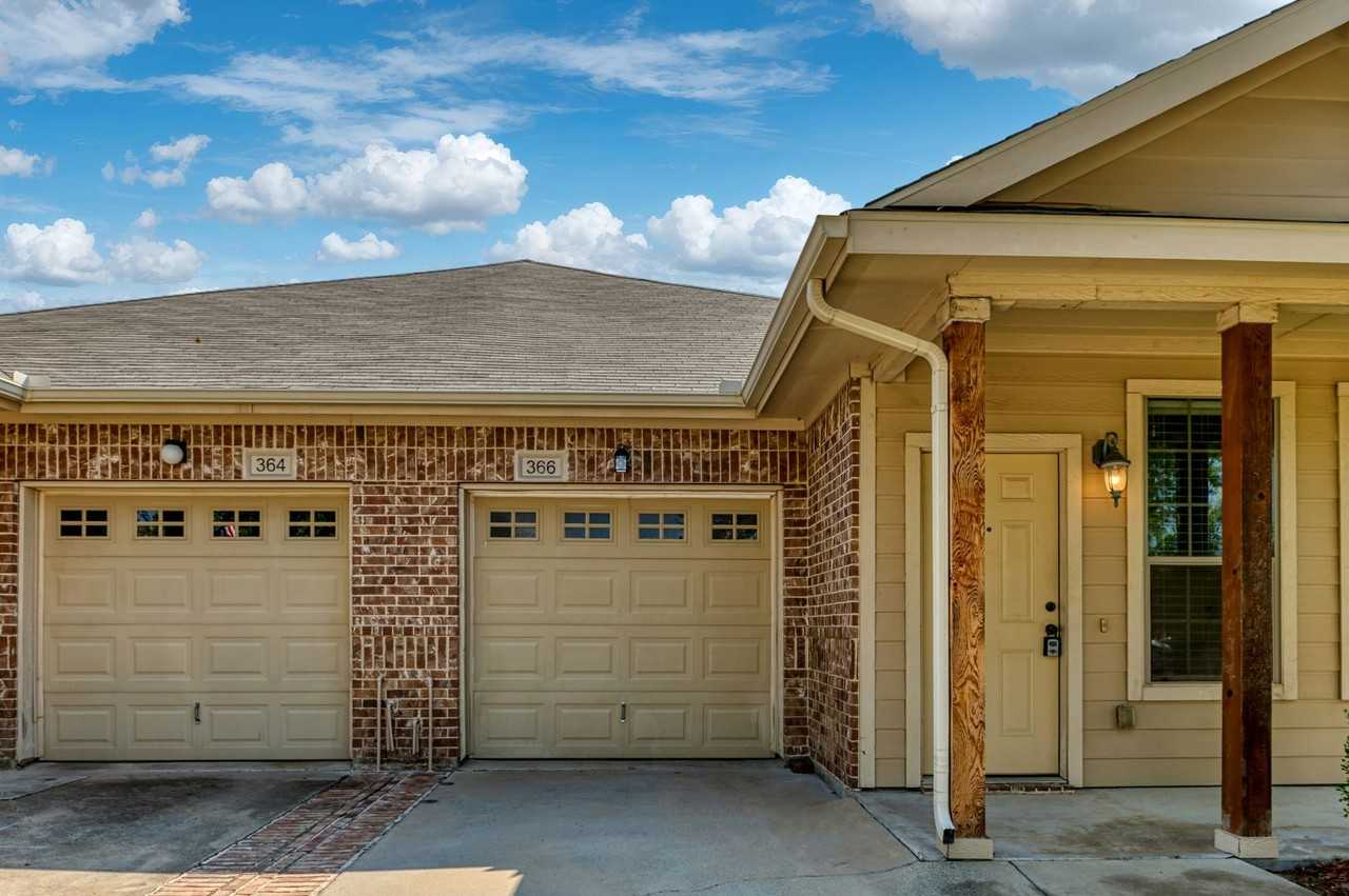 366 Armstrong Ln - Photo 6 of 33