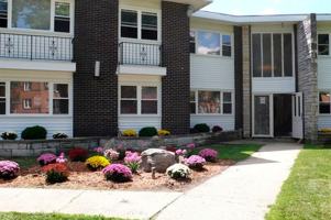 featured image of 2035 Georgetown Ln