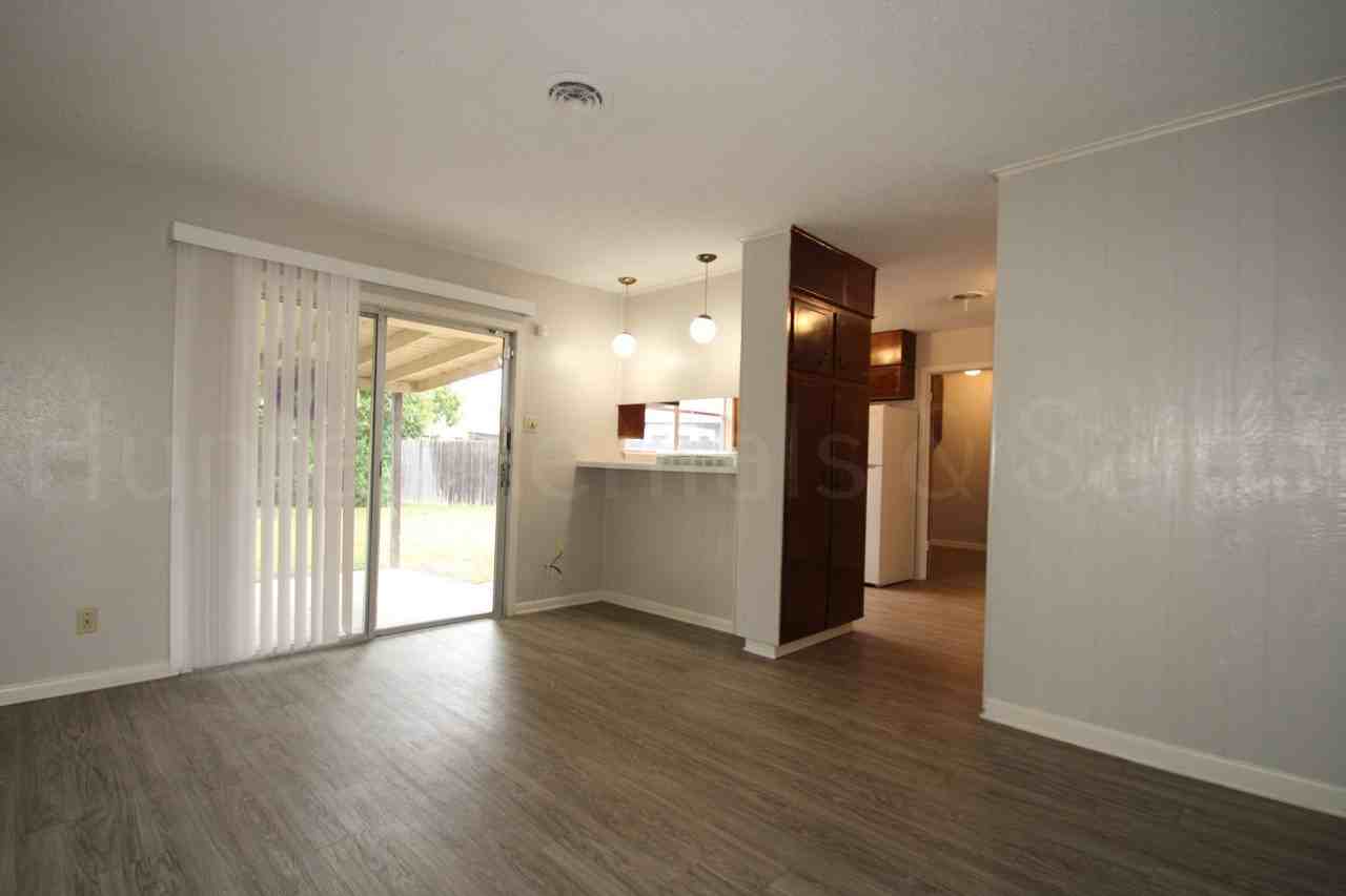 1100 Swope Dr - Photo 7 of 22