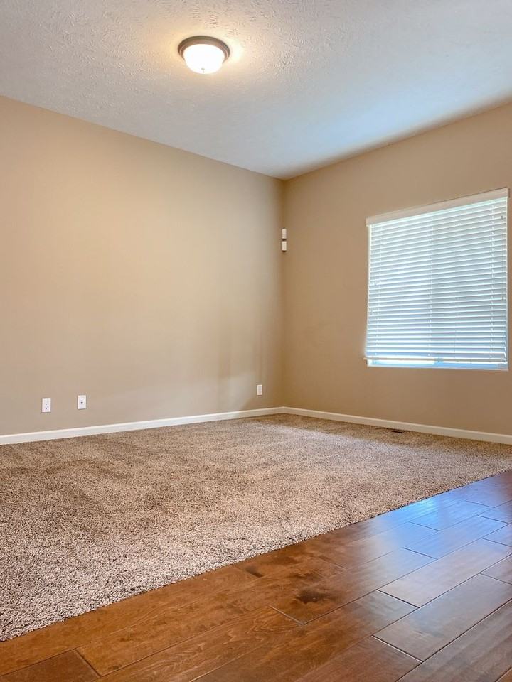 17025 Centennial Rd - Photo 5 of 50