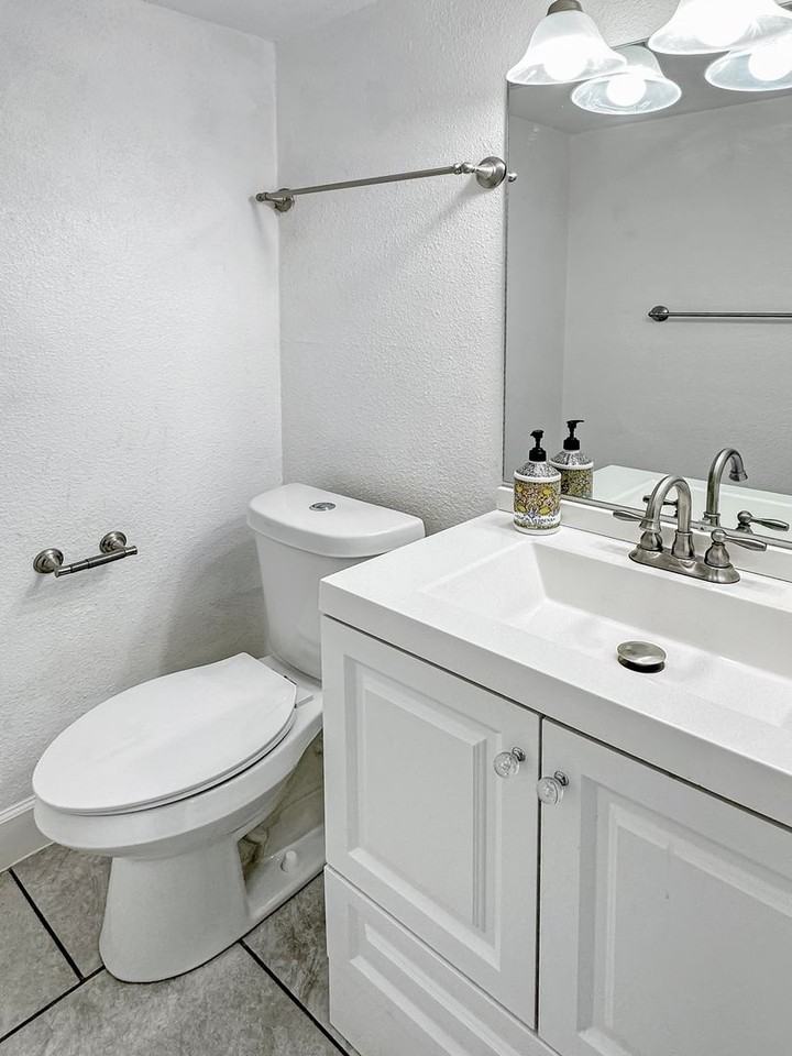 6923 Glen Fair - Photo 7 of 18