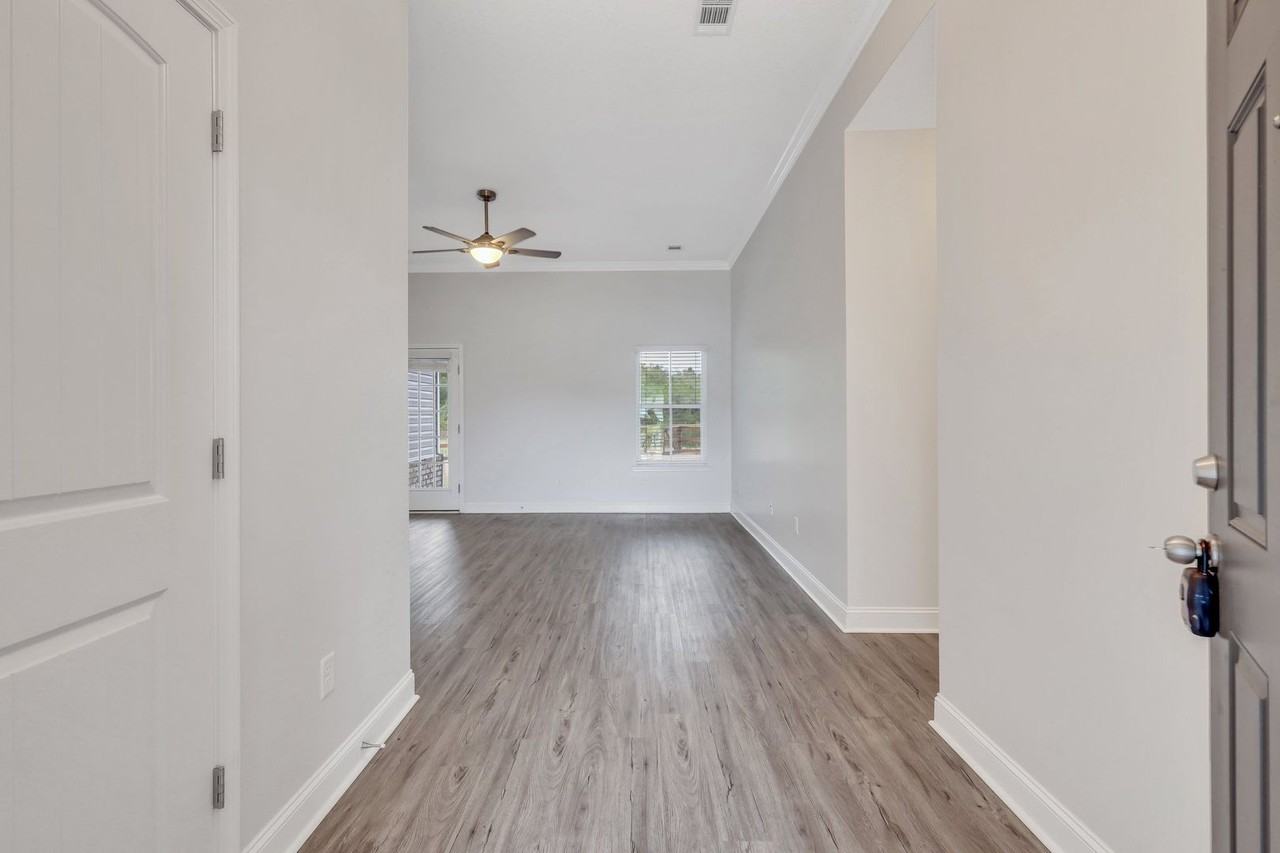 197 Farnsworth Trl - Photo 3 of 50