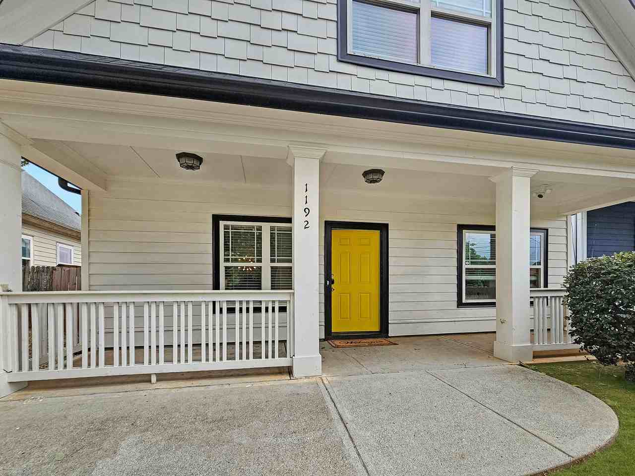 1192 Hubbard St Sw - Photo 3 of 48