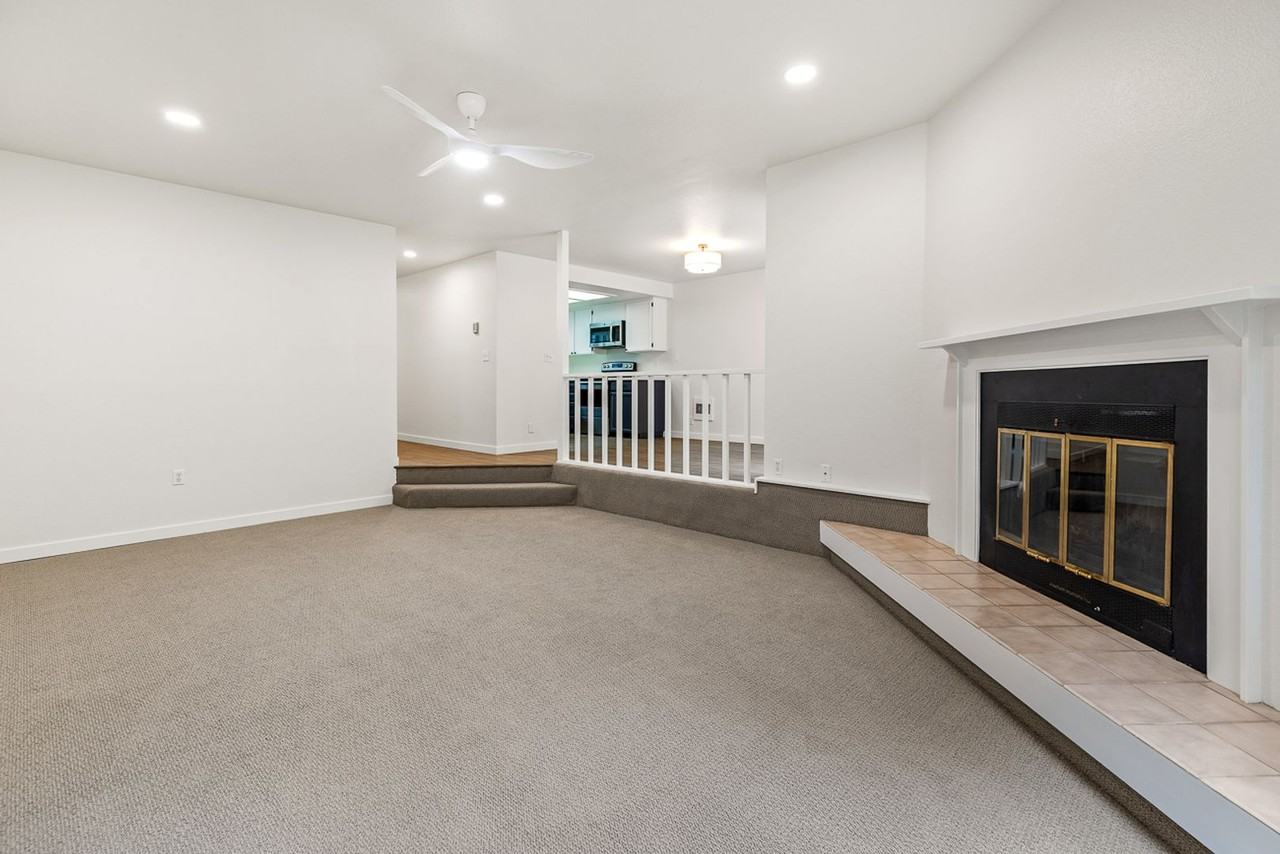 1004 Kirkland Ave - Photo 3 of 15