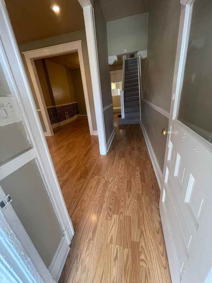 1607 N Smallwood St - Photo 2 of 13