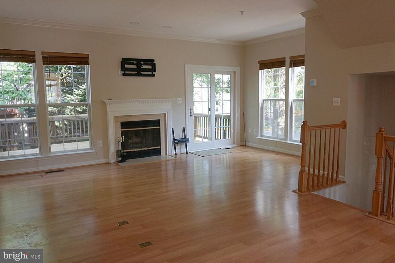 20601 Duck Pond Pl - Photo 7 of 15