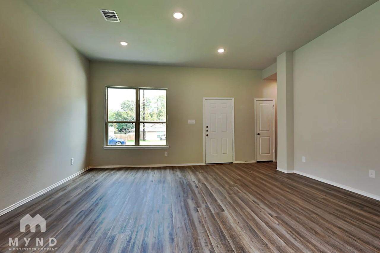 708 Crystal River Rd - Photo 3 of 32