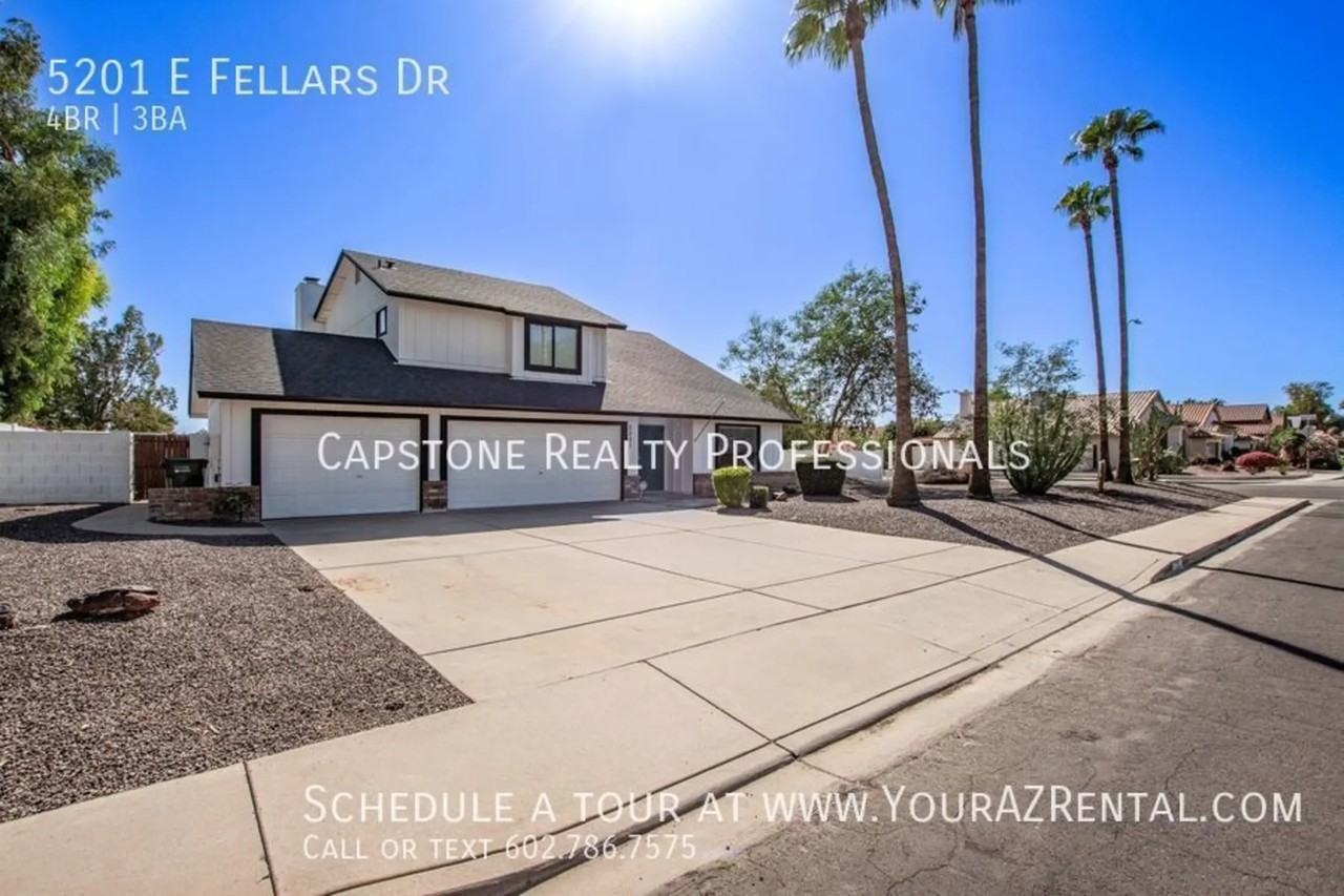 5201 E Fellars Dr - Photo 2 of 33