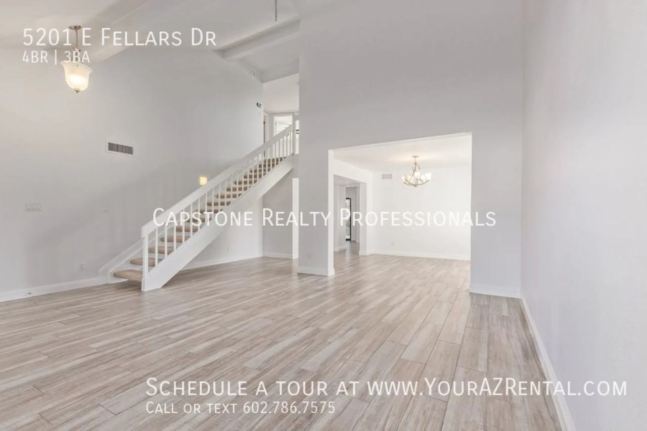 5201 E Fellars Dr - Photo 3 of 33