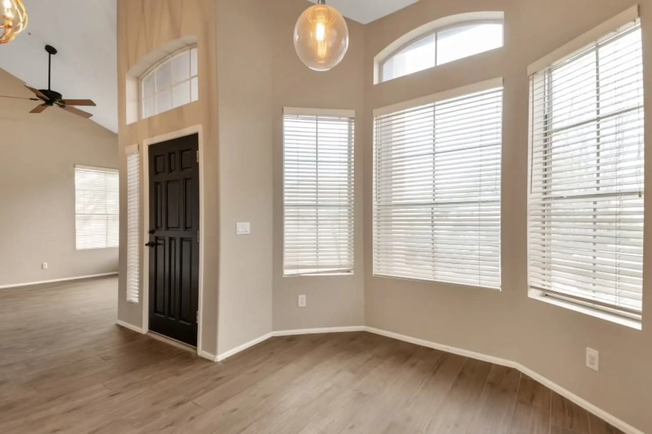 18920 N 90th Pl - Photo 3 of 33