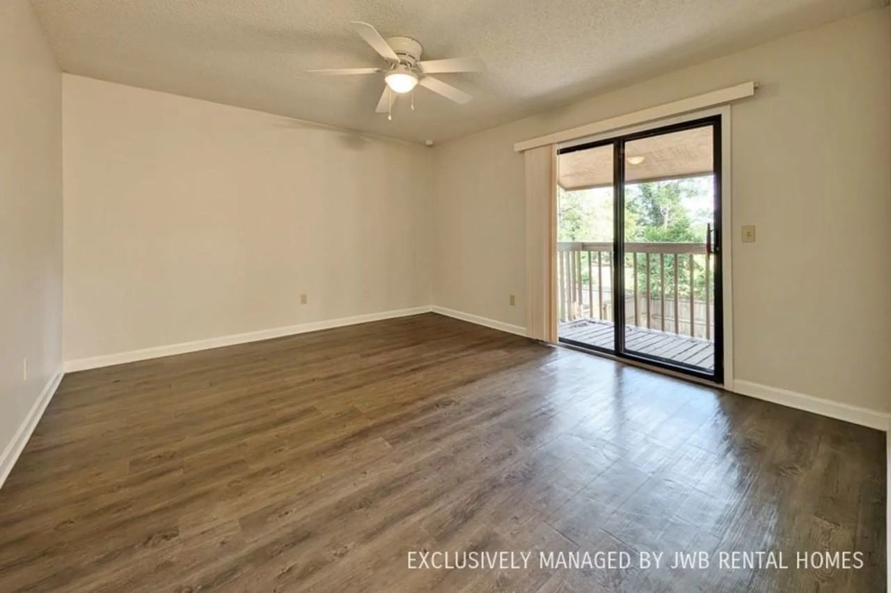 11605 Dunes Way Dr N - Photo 3 of 7