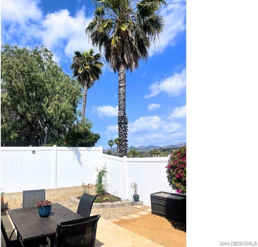 13325 Nokoni Dr - Photo 2 of 25