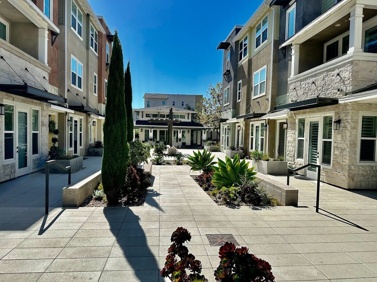 5701 Surfrider Way #103 - Photo 3 of 15