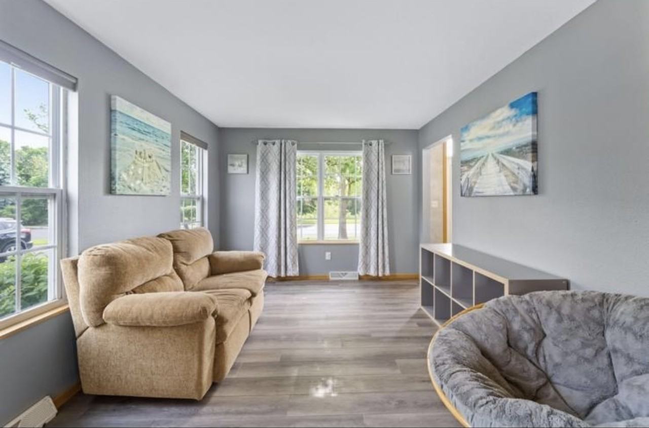 1654 Shumann Dr #NA - Photo 3 of 7