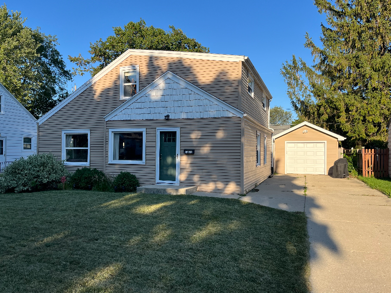 3830 S 5th Pl - Photo 2 of 19