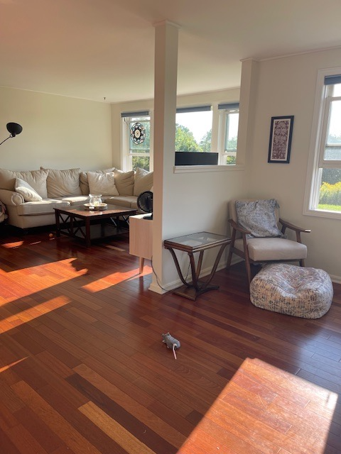 440 Cityside Dr - Photo 3 of 11