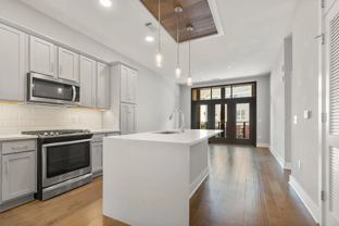 2401 Euclid Ave #103 - Photo 1 of 1