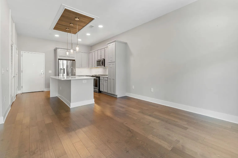 2401 Euclid Ave #103 - Photo 3 of 19