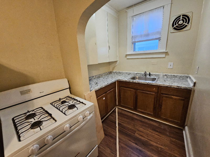 55 Tompkins St #57 - Photo 7 of 18