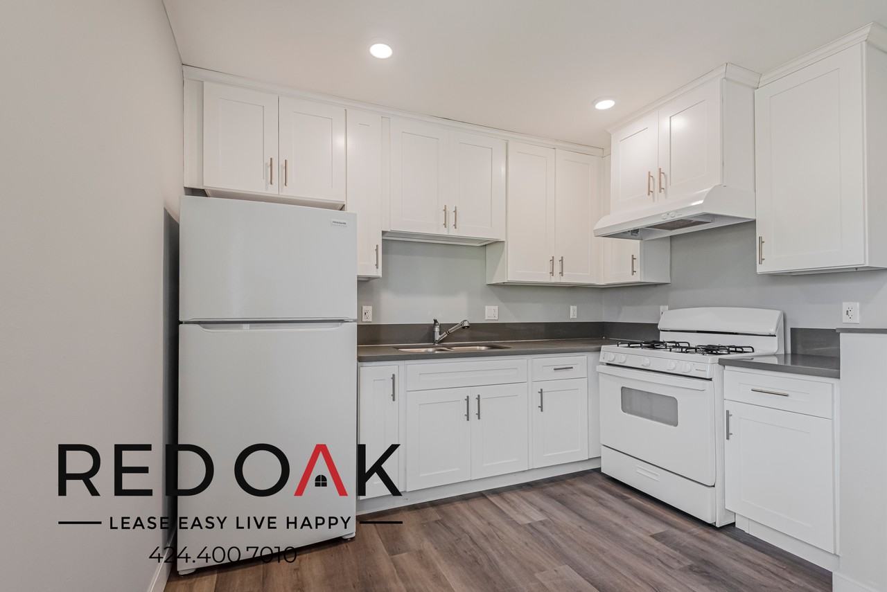 3923 Gibraltar Ave #9 - Photo 2 of 17