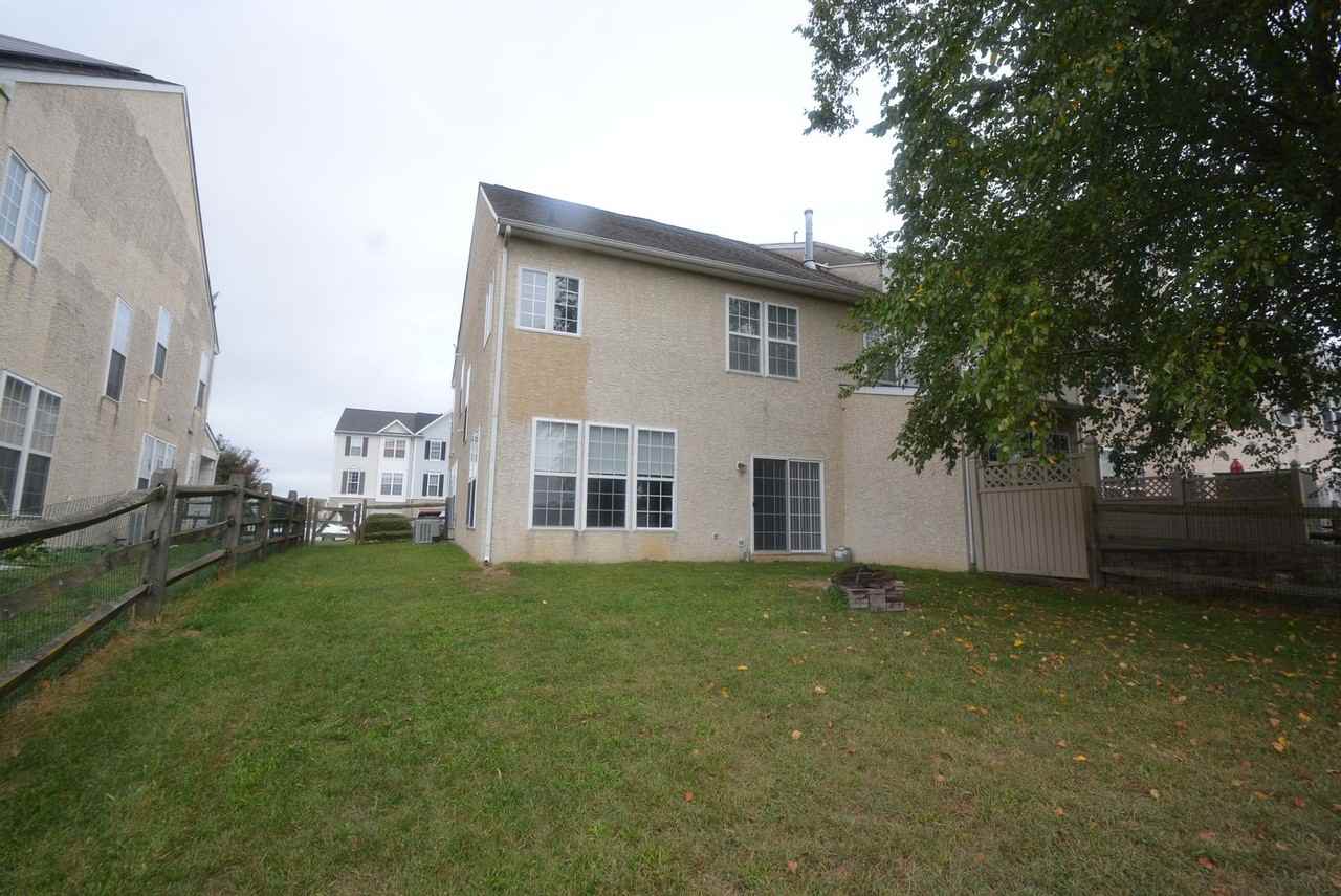 33 W Sarazen Dr - Photo 2 of 24