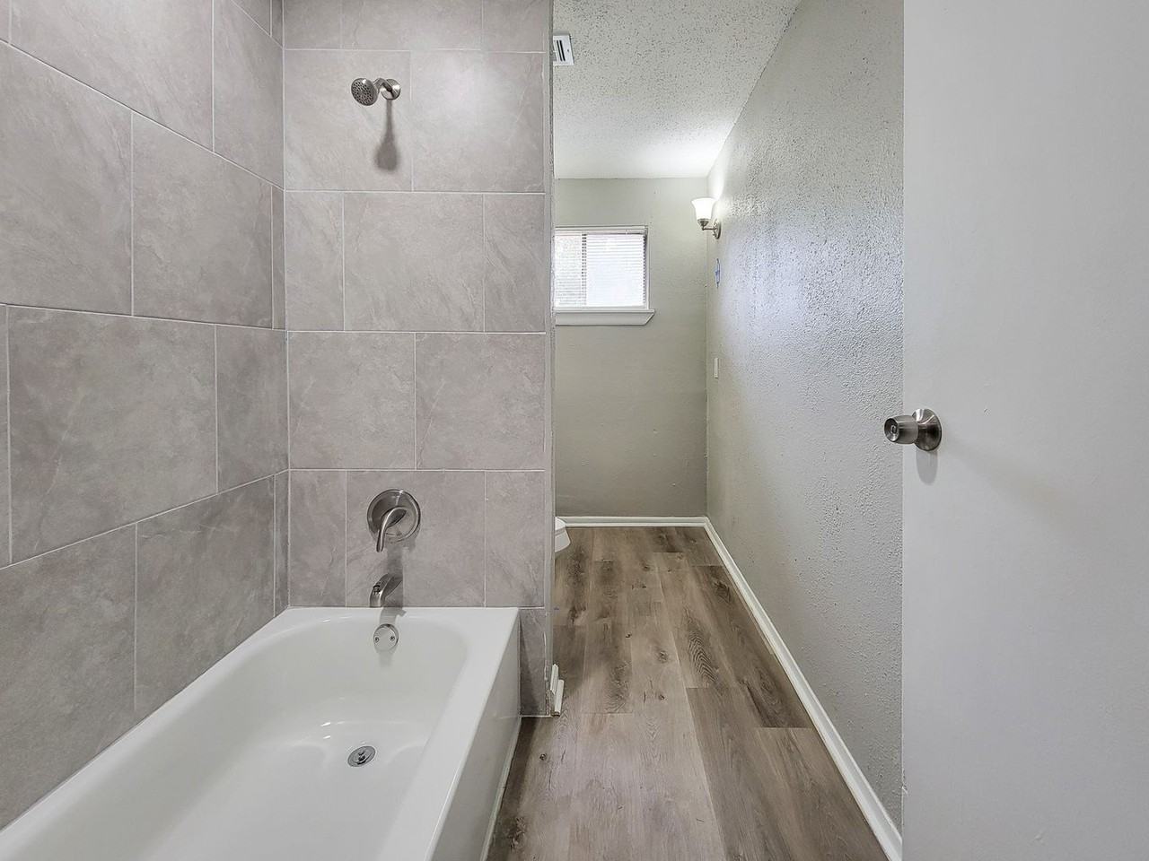 3121 Proswimmer St - Photo 6 of 25