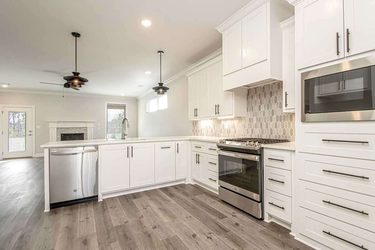 211 Kanis Ridge Dr - Photo 2 of 31