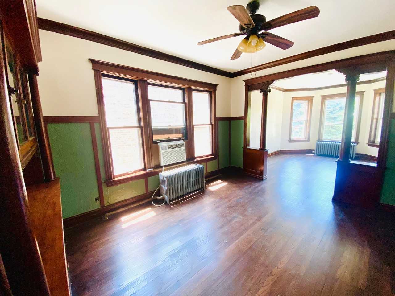 6113 S Bishop St #2 - Photo 6 of 21