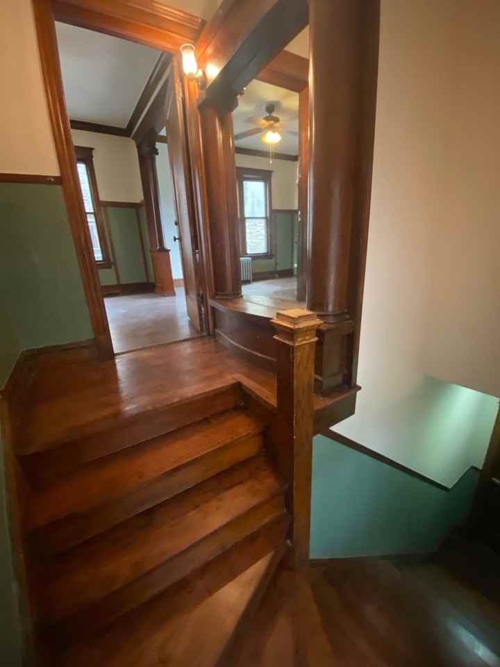 6113 S Bishop St #2 - Photo 5 of 21