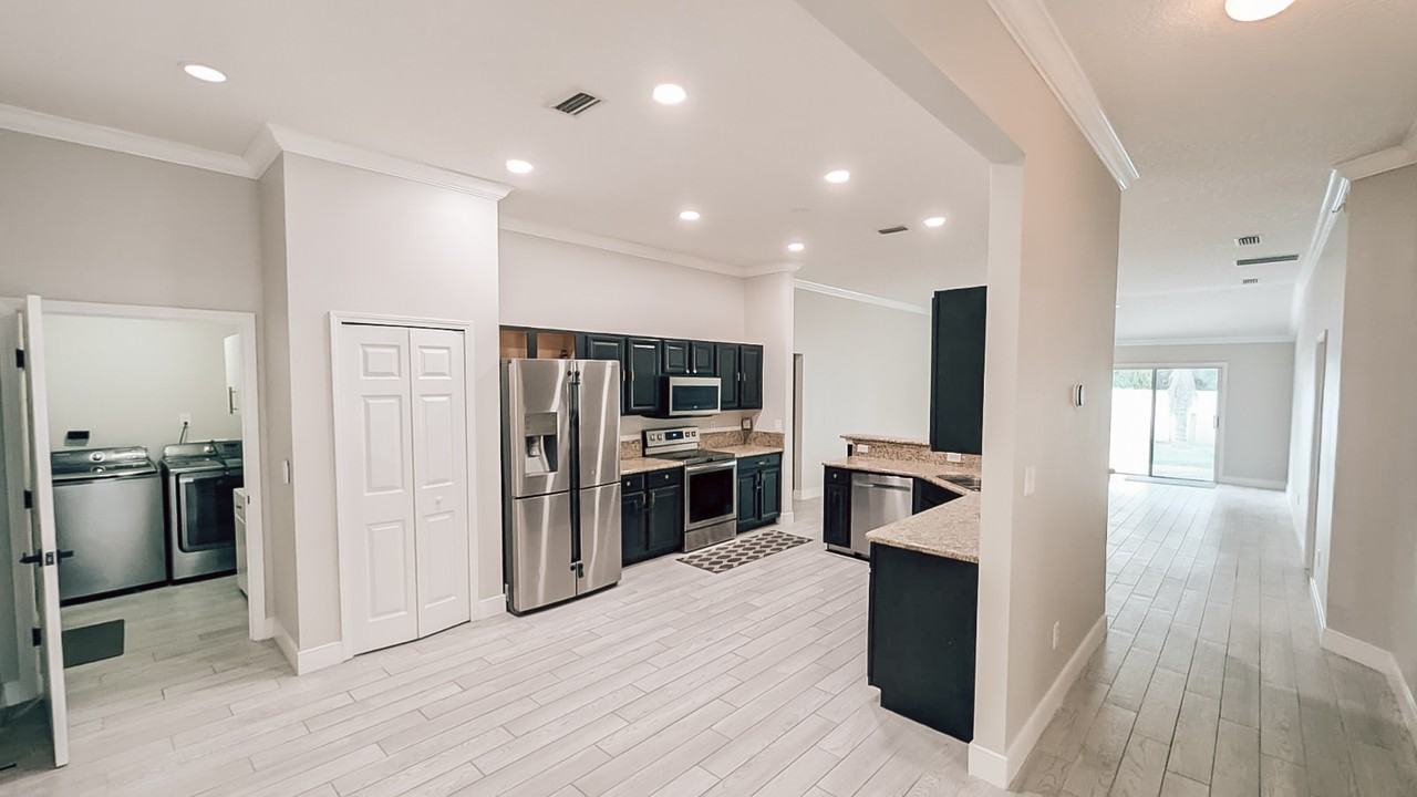 14012 Red Rock Lake Dr #NA - Photo 6 of 31