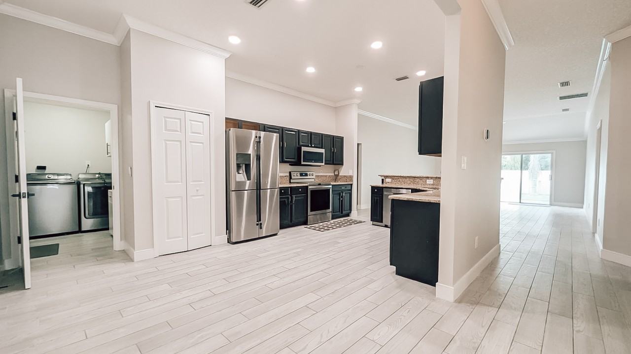 14012 Red Rock Lake Dr #NA - Photo 7 of 31