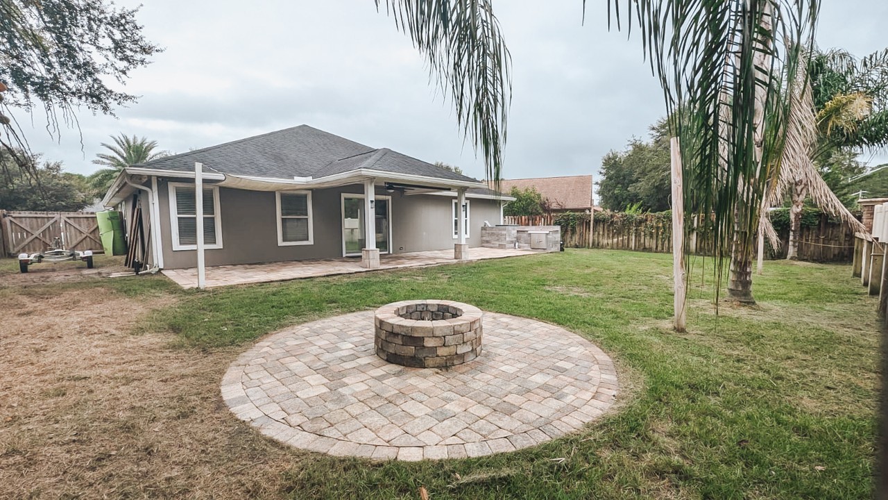 14012 Red Rock Lake Dr #NA - Photo 2 of 31
