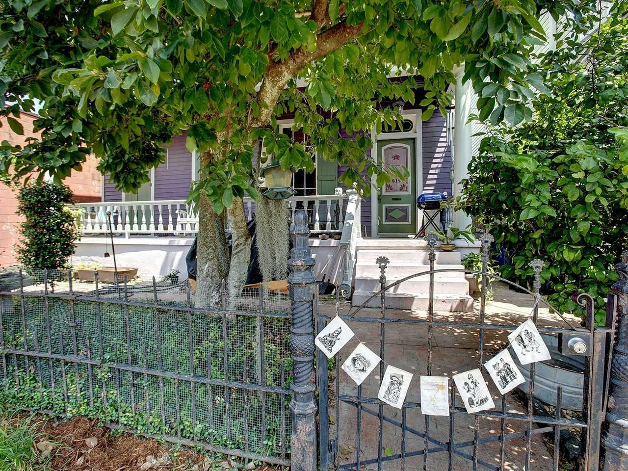 617 Lyons St - Photo 2 of 29