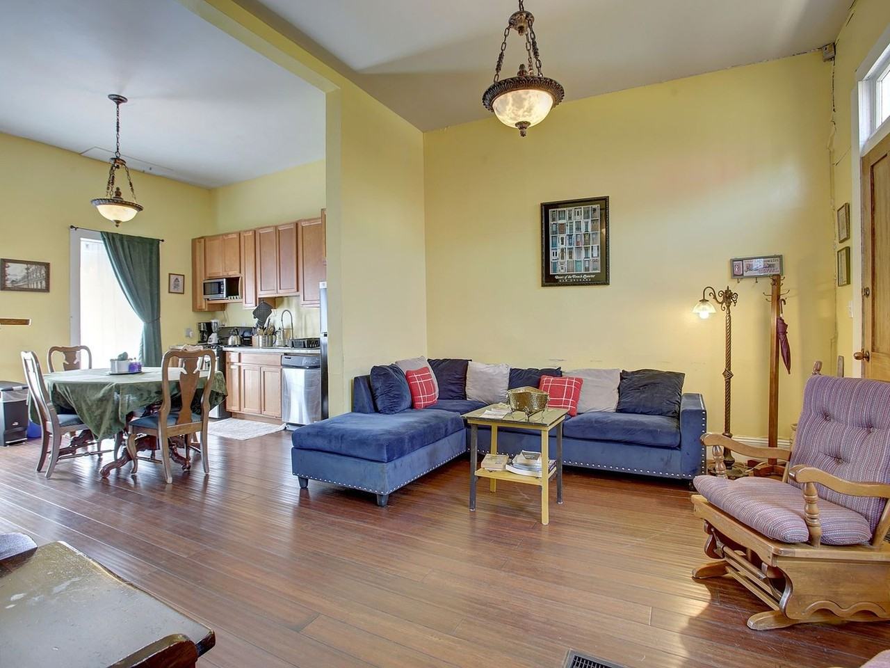 617 Lyons St - Photo 5 of 29