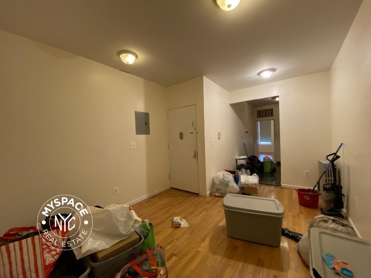 293 Troutman St #4R - Photo 4 of 6