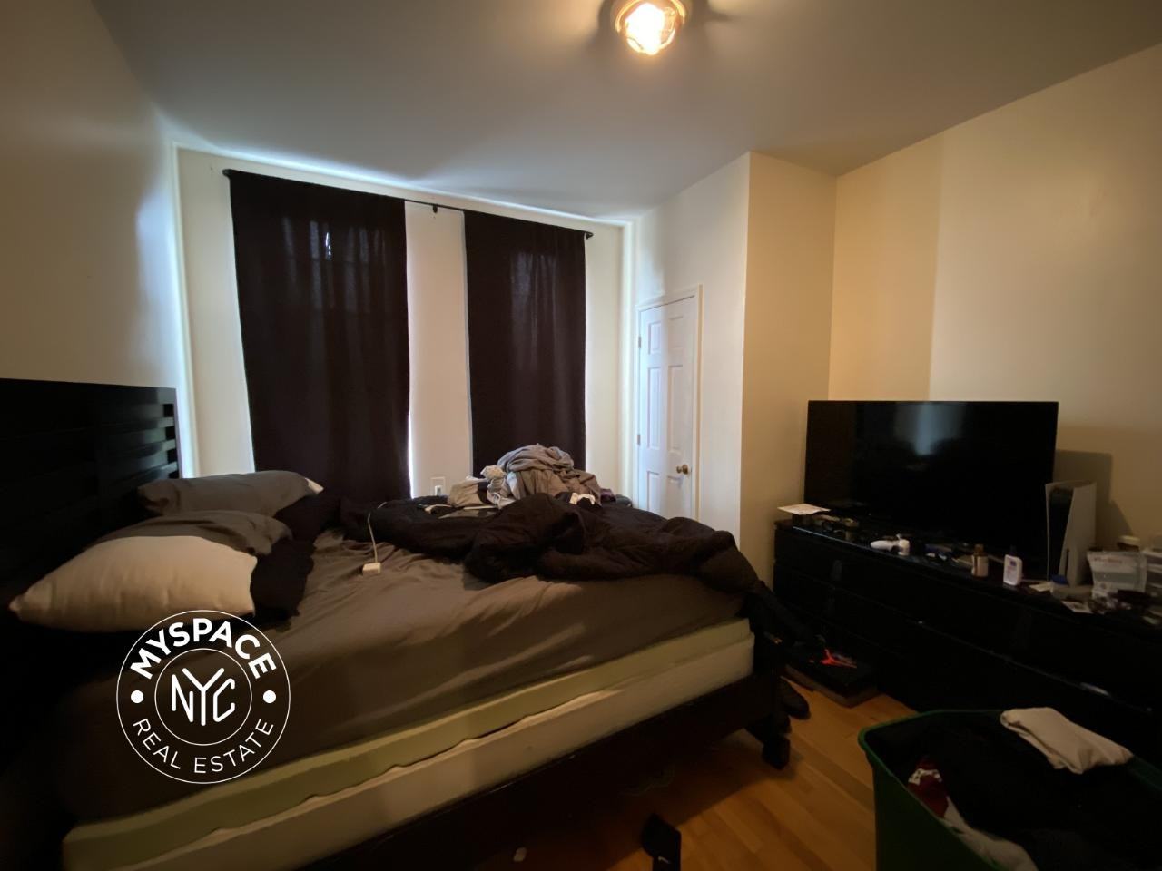 293 Troutman St #4R - Photo 6 of 6