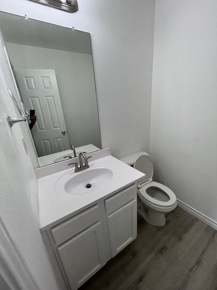 3612 Villa Pl #3612 - Photo 2 of 13