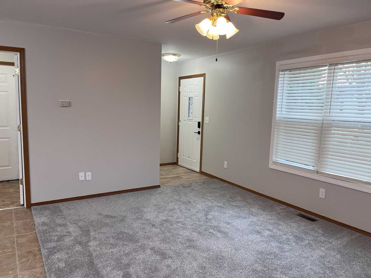 411 S Lafayette St #A - Photo 6 of 11