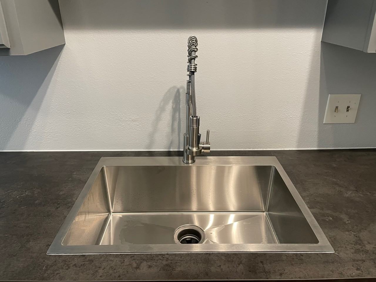 1904 Robbins Pl #1 - Photo 6 of 9