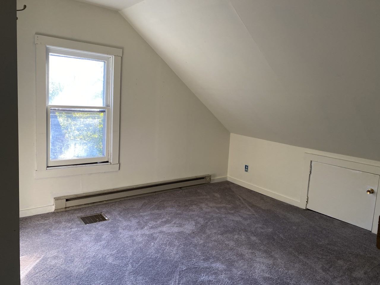 824 Elmwood St #NA - Photo 3 of 13