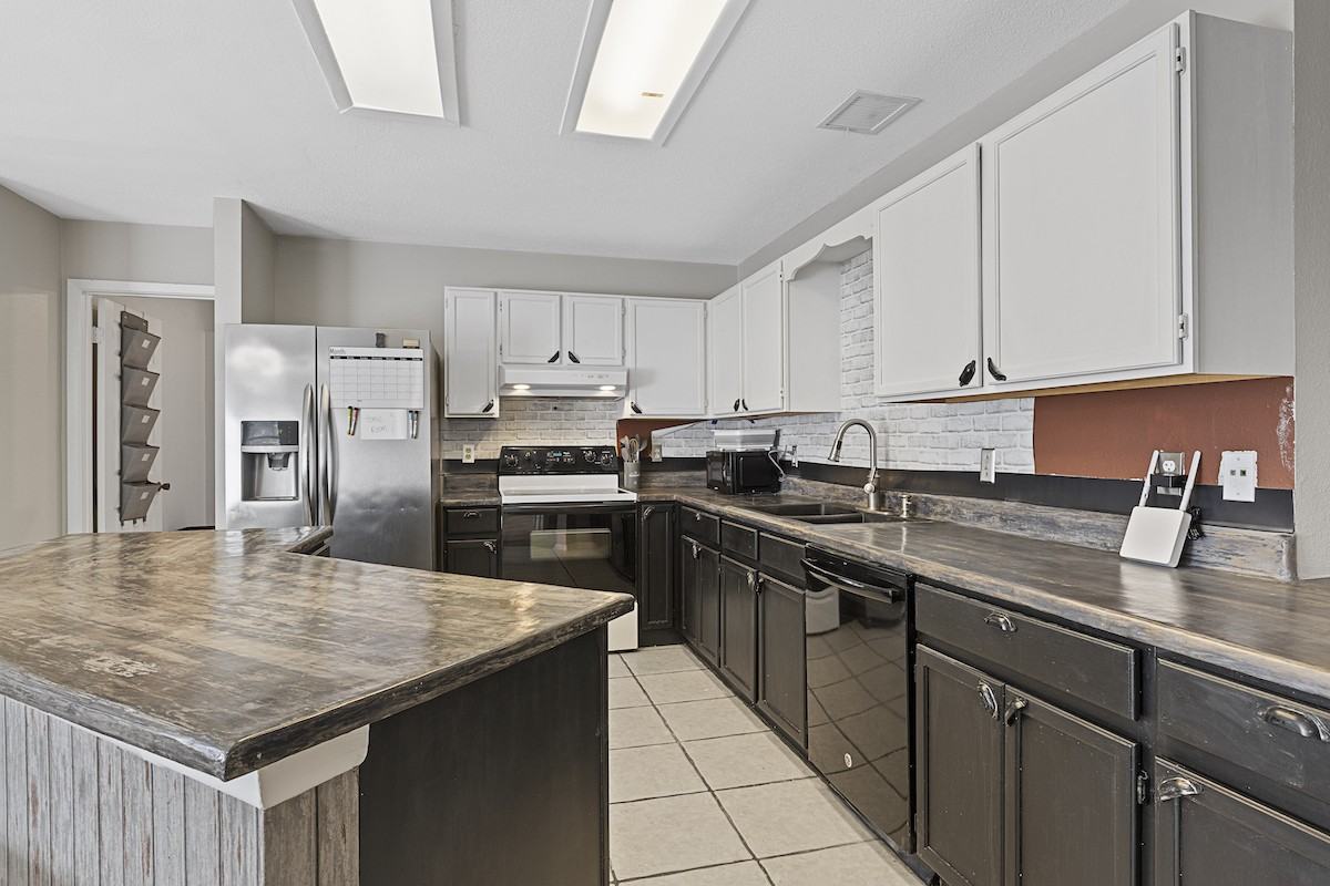 Stone Crop Ln & N Hills Village Dr #2C - Photo 6 of 21