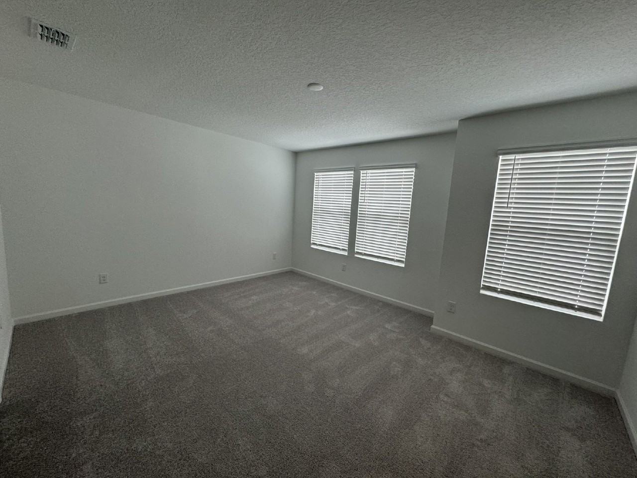 701 Holly Lakes Dr - Photo 7 of 13