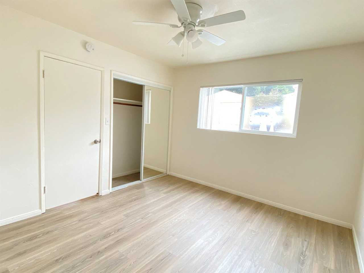 812-826 Tourmaline Street - Photo 3 of 15