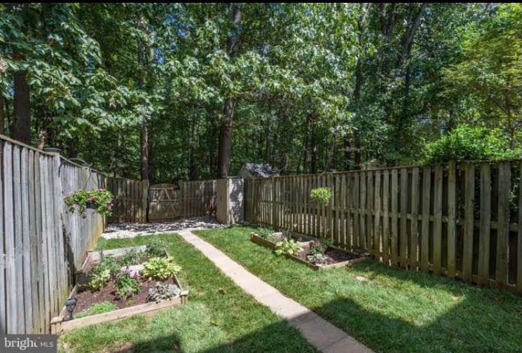 9668 Hastings Dr - Photo 5 of 7