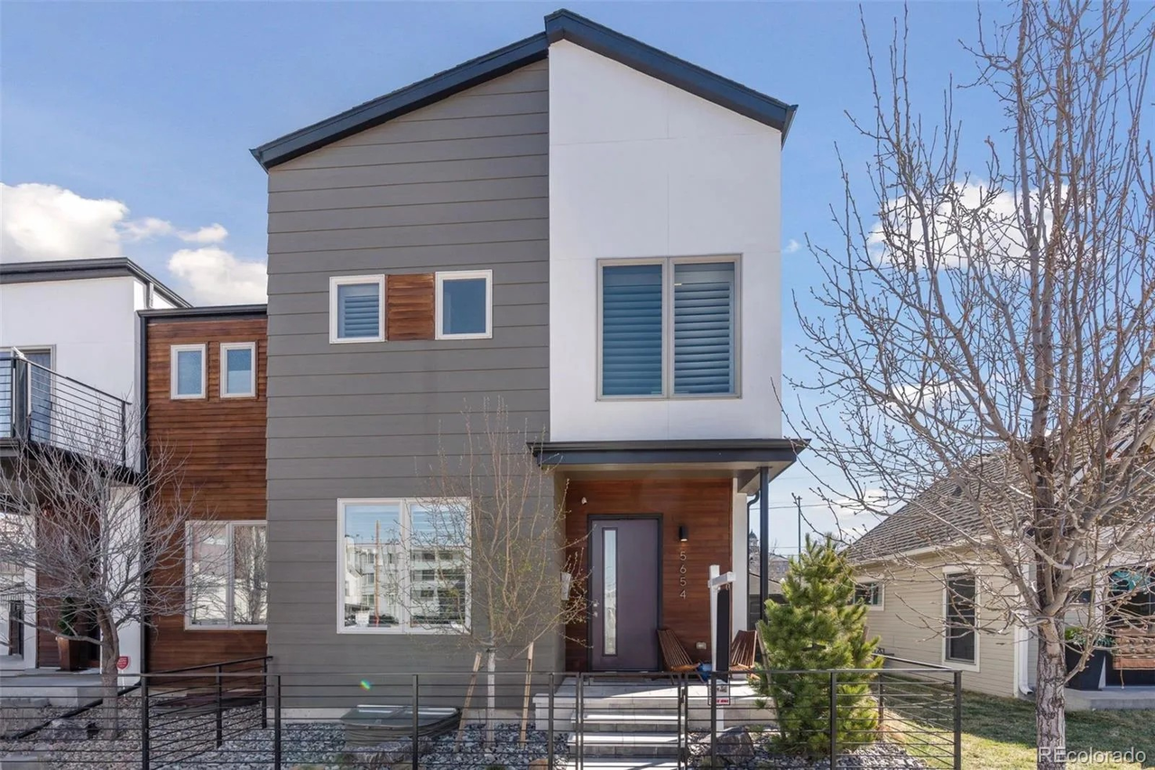 5654 S Sycamore St #NA - Photo 2 of 21